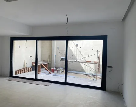 AGS – puertas y persianas en Casas-Ibáñez (foto 10 de 11)