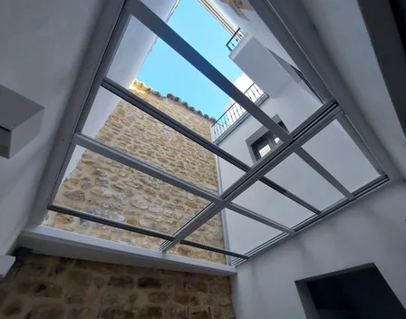 Aluminios y Persianas – empresa de puertas y persianas en Jaén