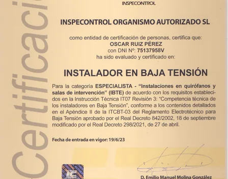 Automatismos Oscar – empresa de puertas y persianas en Gójar