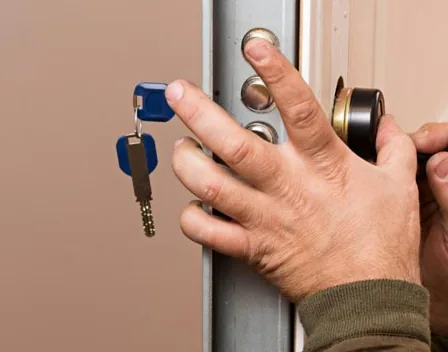 CERRAJERÍA Y PUERTAS AUTOMÁTICAS INSTALTEC – empresa de puertas y persianas en Rivas-Vaciamadrid