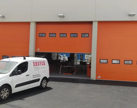 Ensyco Puertas de Garaje SL – puertas y persianas en Las Palmas de Gran Canaria (foto 3 de 5)