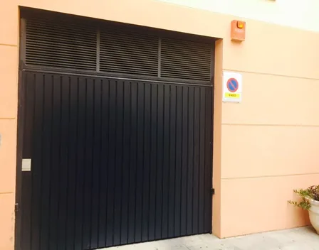 MAINTEC Puertas Automáticas – puertas y persianas en Dos Hermanas (foto 2 de 4)