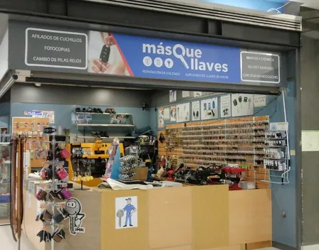 Másquellaves – puertas y persianas en Ourense (foto 1 de 12)