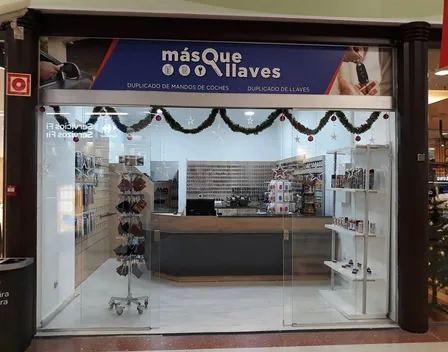 Másquellaves – puertas y persianas en Ourense (foto 2 de 12)