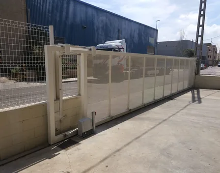 Monmatic Automatismos – puertas y persianas en Tavernes Blanques (foto 7 de 11)