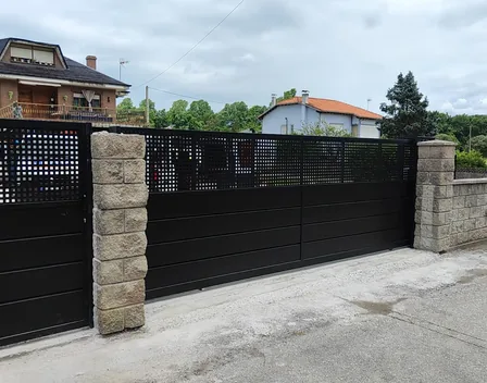 MYMGUI PUERTAS Y AUTOMATISMOS – empresa de puertas y persianas en Barros