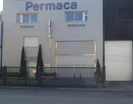 Permaca Puertas y Persianas – puertas y persianas en Hernani (foto 1 de 1)