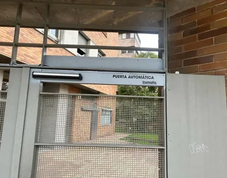 PUERTAS AUTOMATICAS IRUMATIC S.L – puertas y persianas en Aizoáin (foto 9 de 11)
