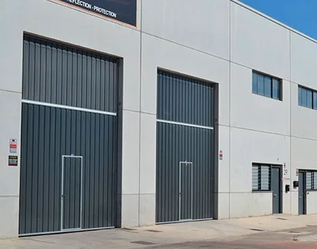 Puertas automáticas Lloris Pons S. L. – puertas y persianas en Quart de Poblet (foto 6 de 10)