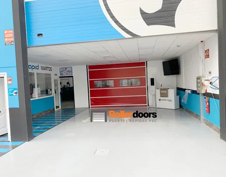 Puertas Rápidas Enrollables – puertas y persianas en Torredelcampo (foto 10 de 11)